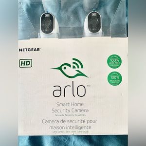 NIB ARLO HOME SECURITY CAMERAS PACKAGE NEW IN BOX